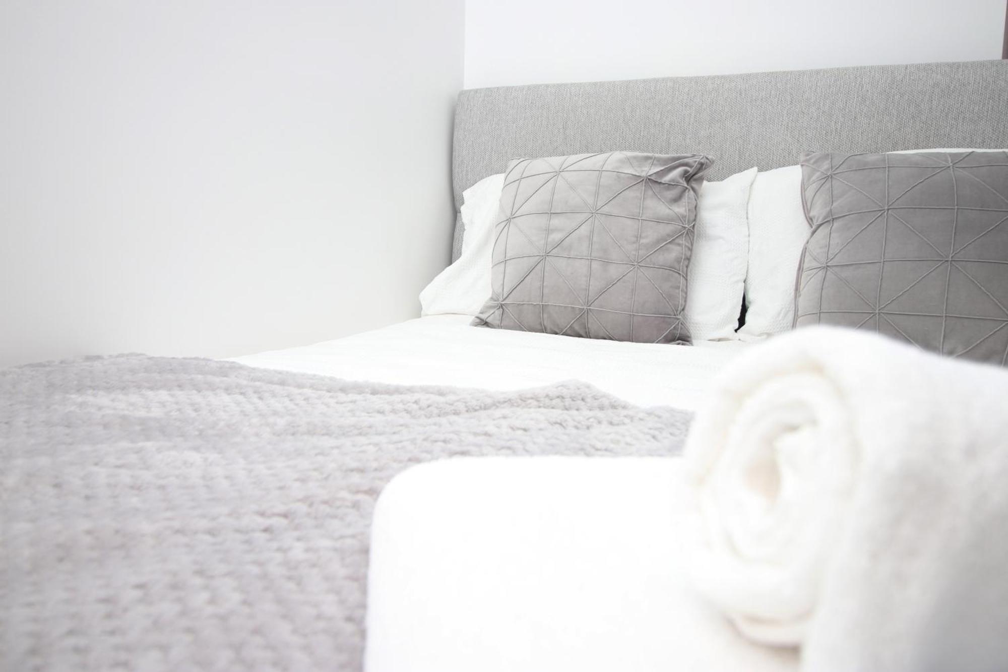 Modern Guesthouse, Fast Wi-Fi, Street Free Parking, Central, Fully Equipped كارديف المظهر الخارجي الصورة