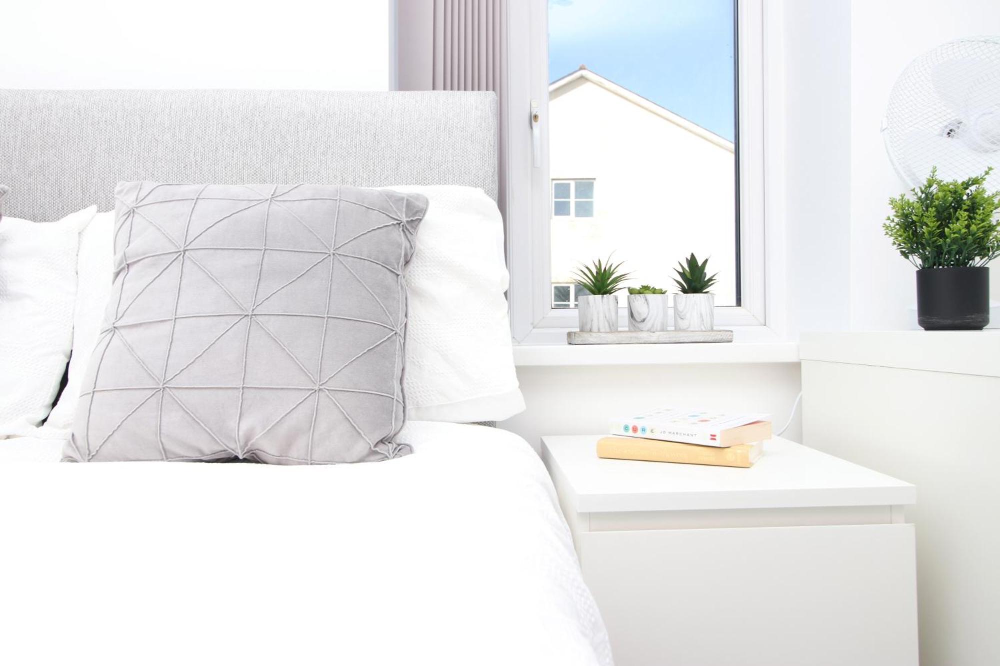 Modern Guesthouse, Fast Wi-Fi, Street Free Parking, Central, Fully Equipped كارديف المظهر الخارجي الصورة